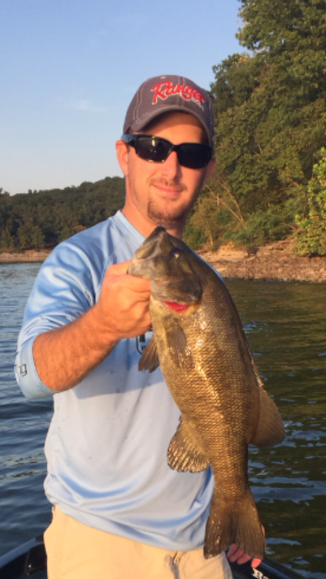 Smallies on Kentucky lake with Carrot Stix Rods!